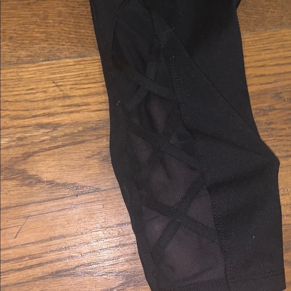 Black leggings - Picture 2 of 3